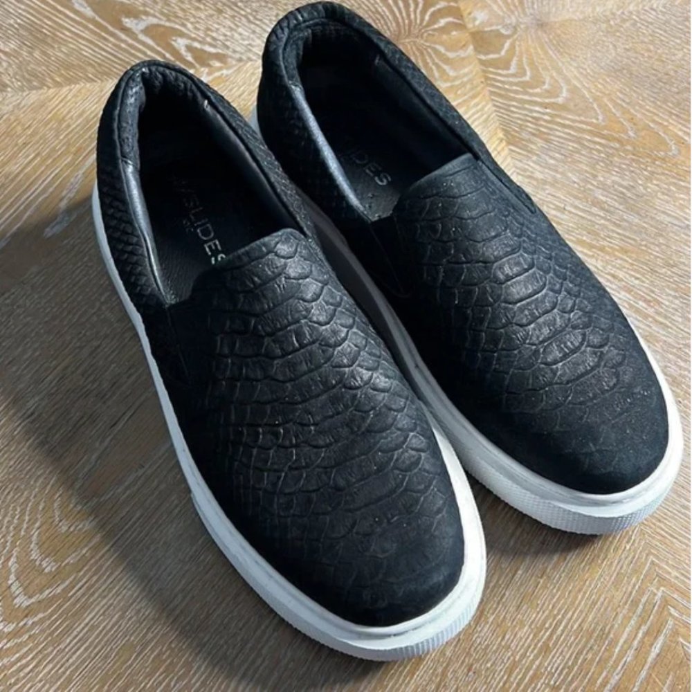 J/SLIDES Black Leather Slip-On Shoes 8